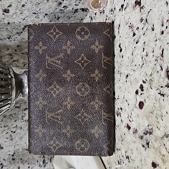 Louis Vuitton monogram large Notepad wallet 7.5x5x1inches - Picture 2 of 16